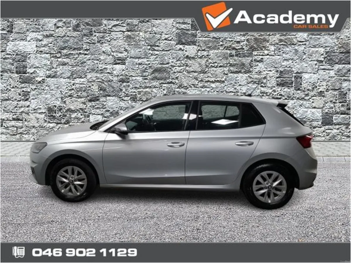 Skoda Fabia SELECTION**FRESH STOCK** - Image 6