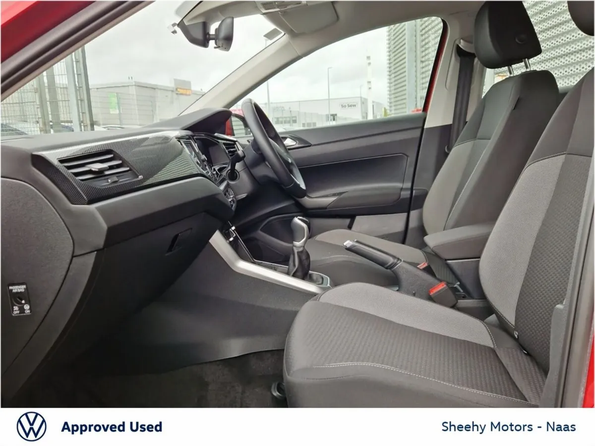 Volkswagen Polo Life 1.0TSI - Image 4