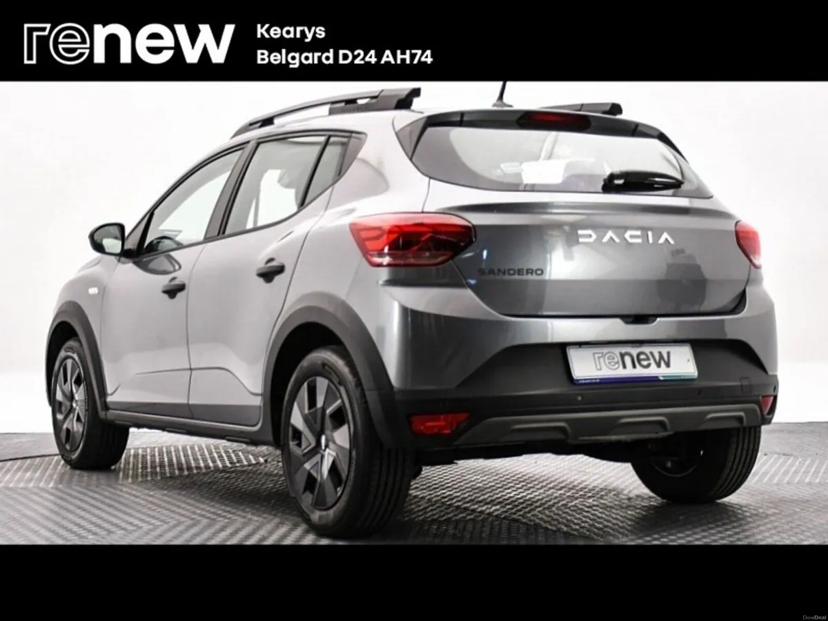 Dacia Sandero Stepway TCe 90 STEPWAY Essential - Image 3