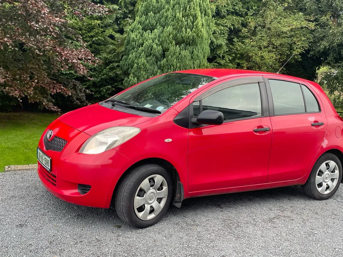 Toyota Yaris (low kms)1.0l Petrol - Image 3