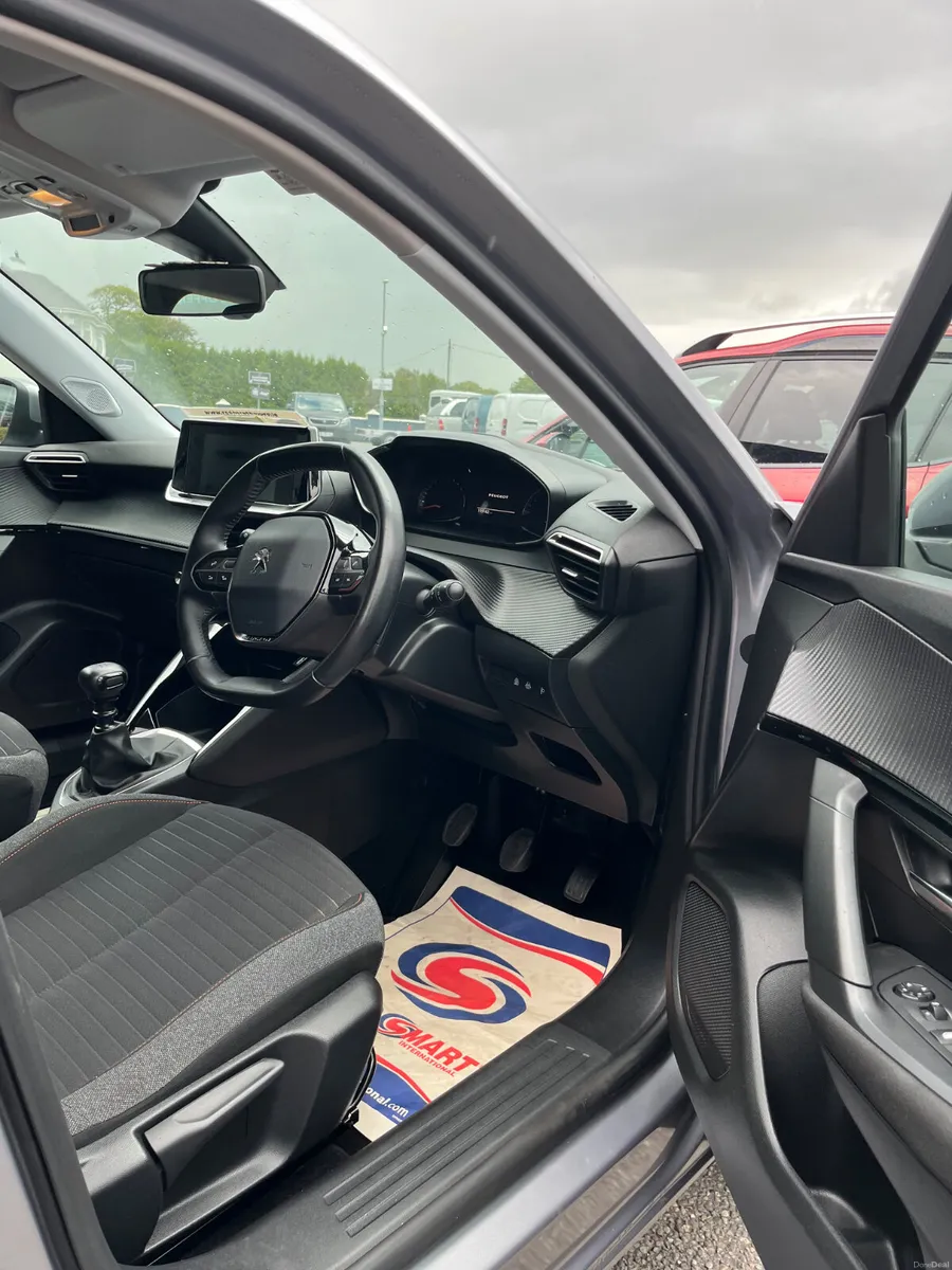 Peugeot 2008 2020 - Image 6