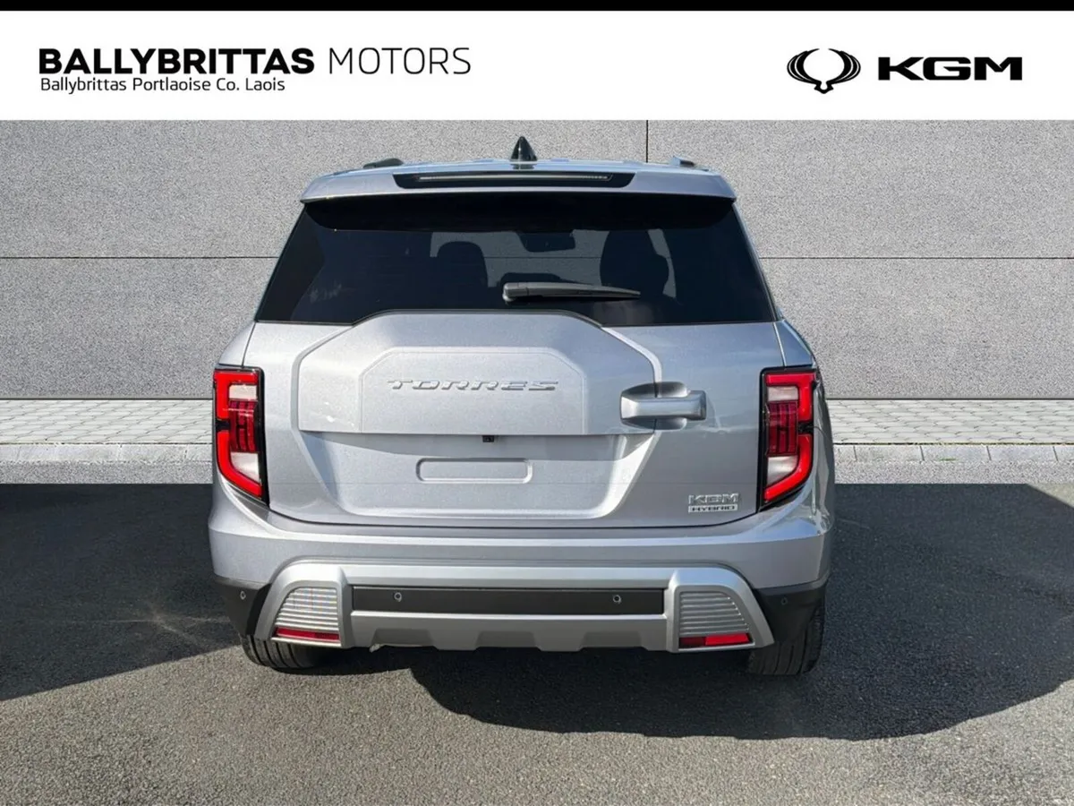 KGM Torres 1.5 Petrol Hybrid - Image 4