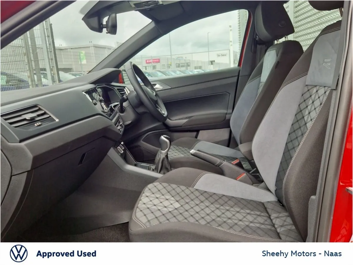 Volkswagen Polo R-Line 1.0TSI - Image 4