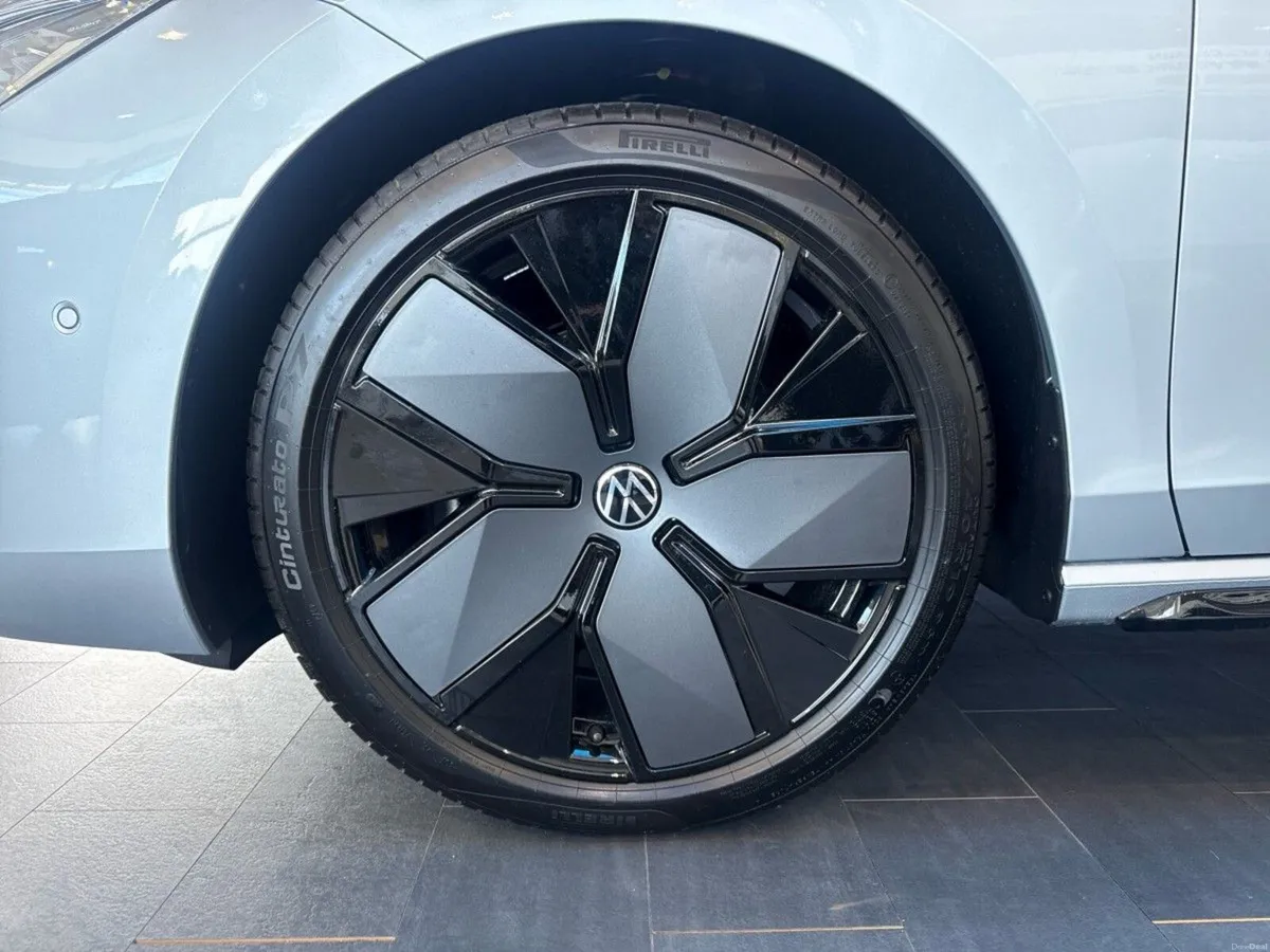 Volkswagen Passat 2.0TDI DSG 150HP R-LINE - Image 5
