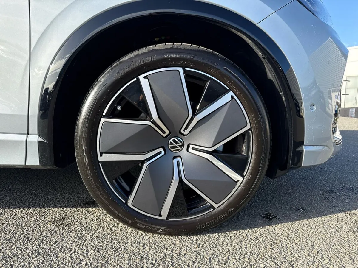 Volkswagen Tiguan R-Line 75 2.0TDI DSG 150HP - Image 5