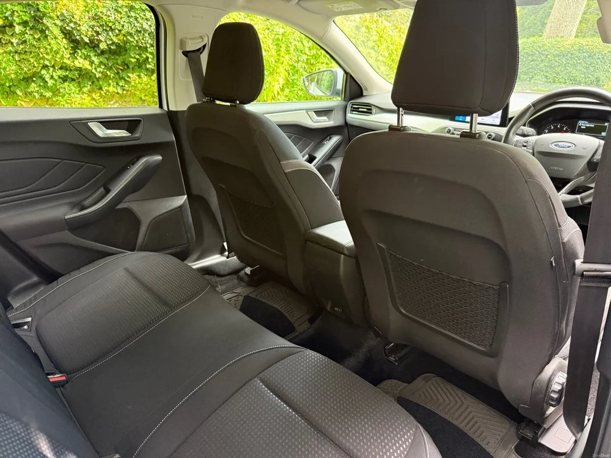 2019 Ford Focus - Image 6