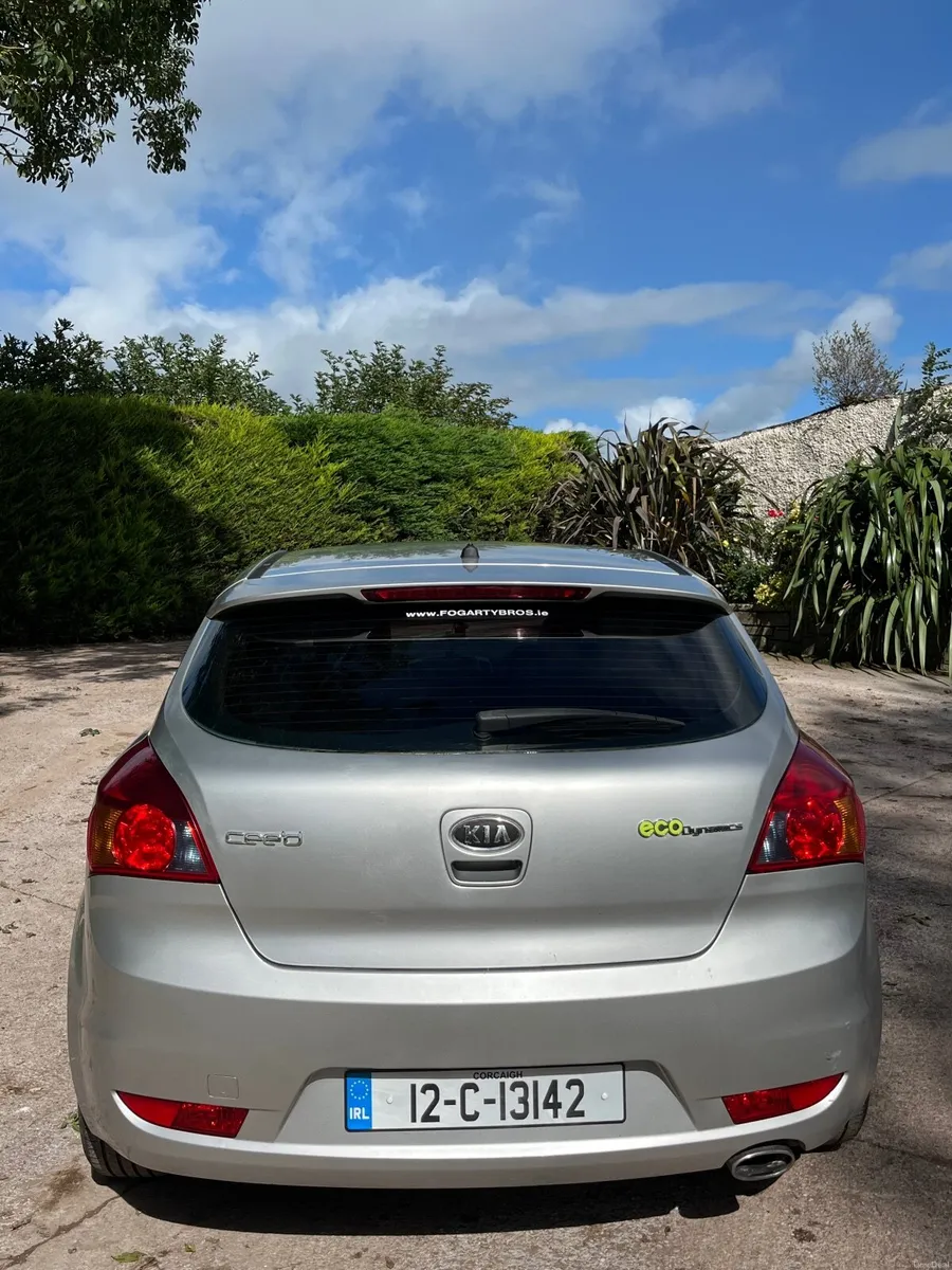 Kia Ceed 2012 - Image 5
