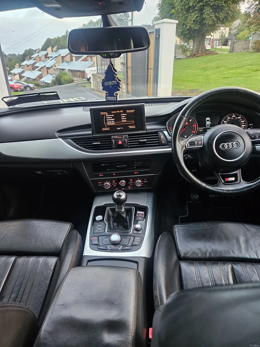 12 Audi A6 SLINE - Image 5