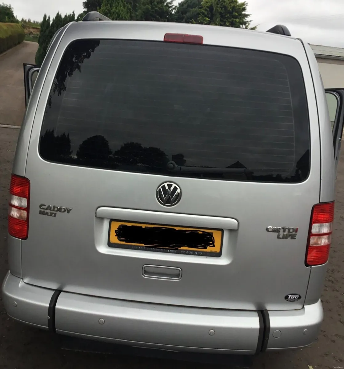 Volkswagen Caddy 2013 - Image 2