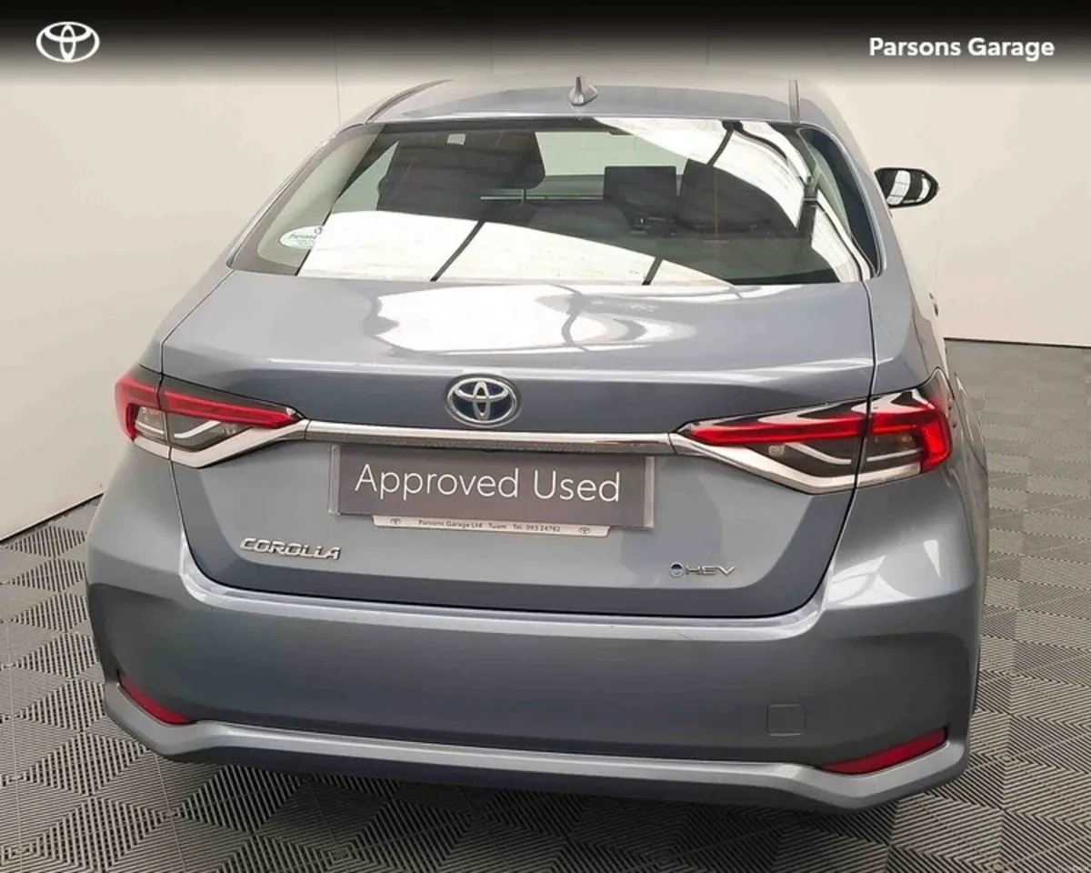 Toyota Corolla COROLLA SALOON LUNA - Image 4
