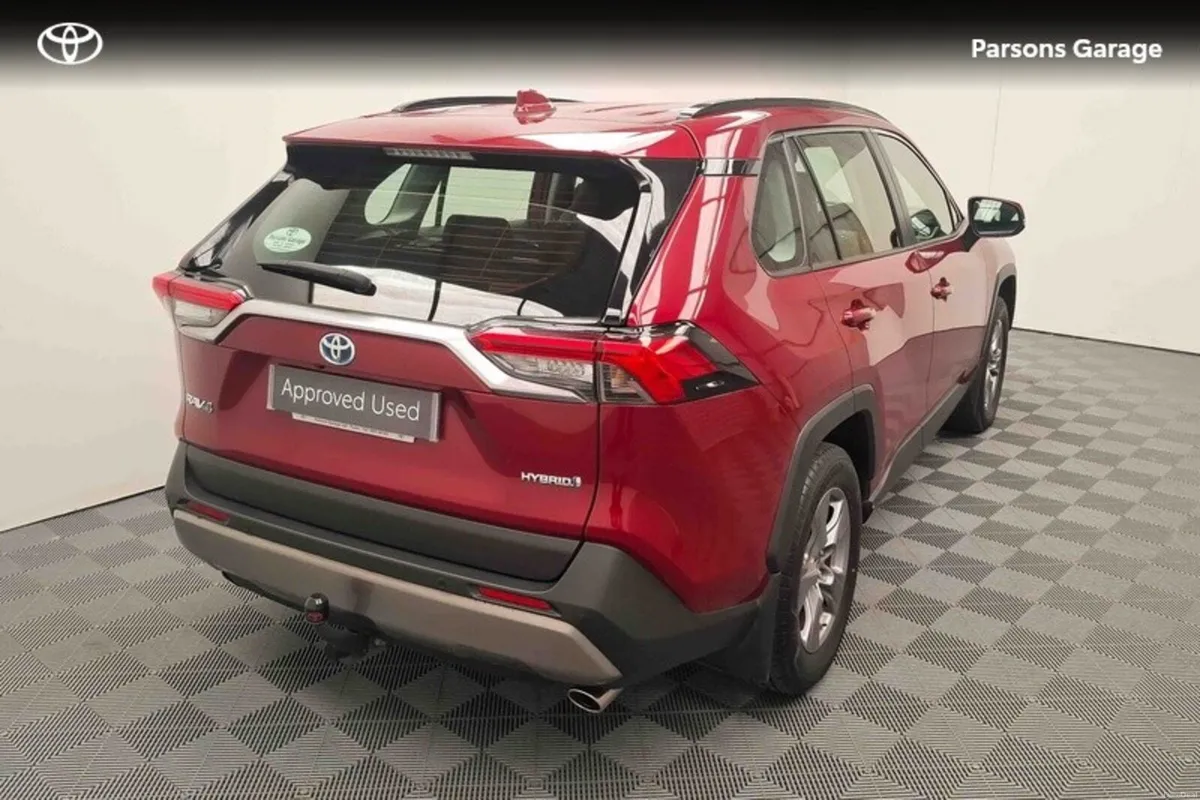 Toyota RAV4 Hybrid Luna - Image 2