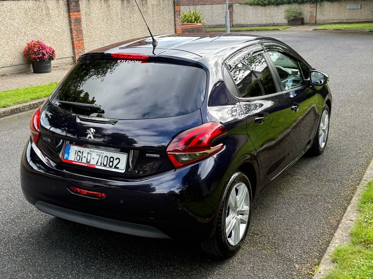 161 Peugeot 208 AUTO Only 36k kms NCT 01/28 - Image 4