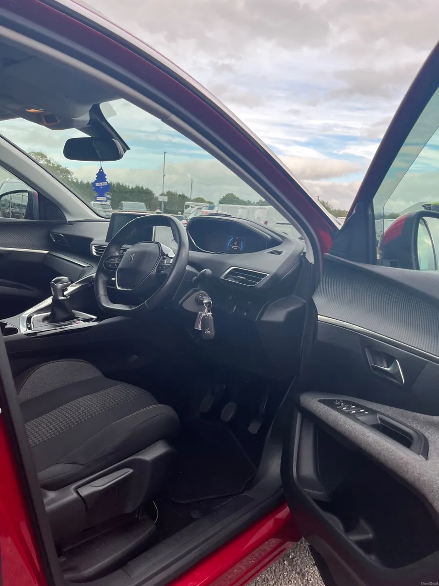 Peugeot 3008 2021 - Image 6
