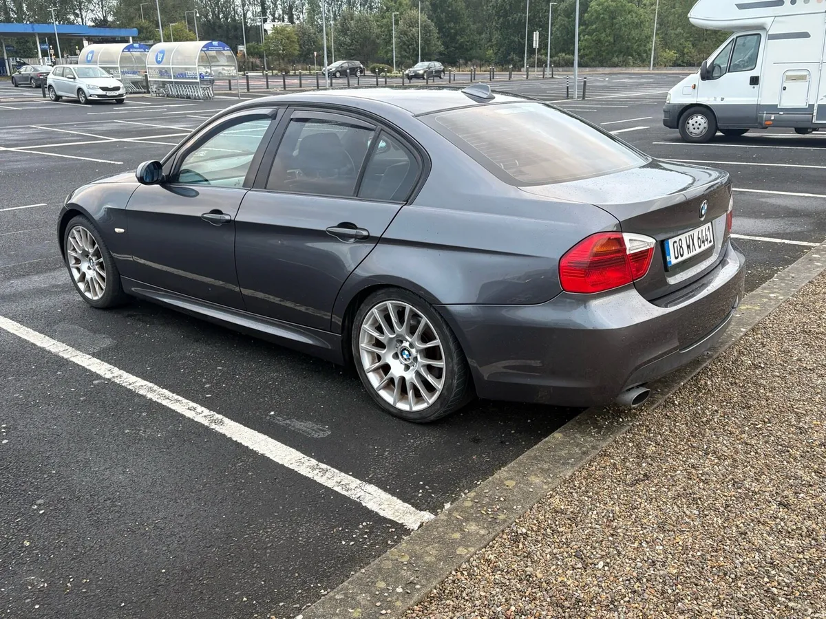 BMW 318D MSport - Image 4