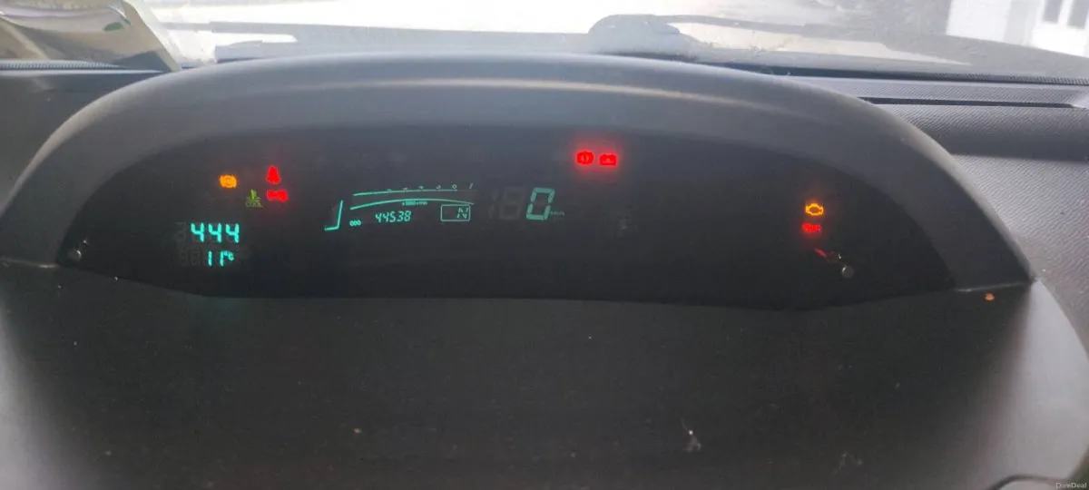 Toyota Yaris 2007 automatic - to get fixed - Image 5