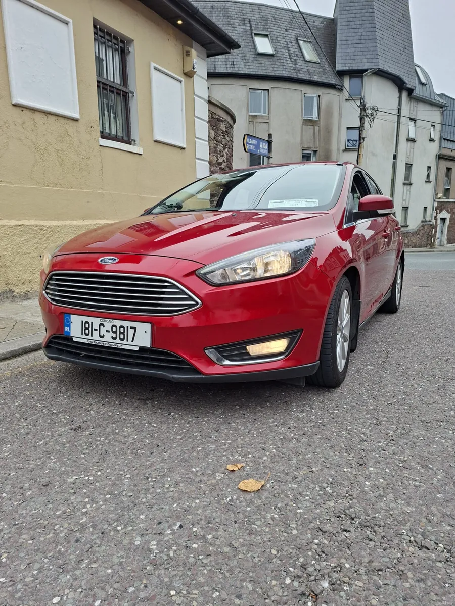 Ford Focus 2018 - Image 2