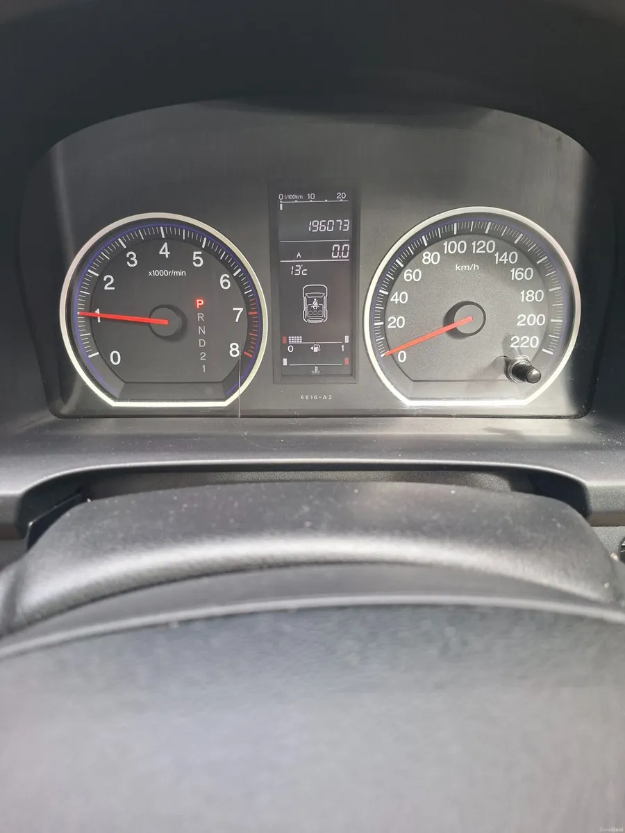 Automatic Honda CR-V - Image 6