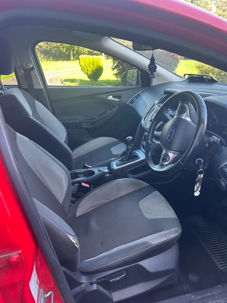 Ford Focus 2013 (35k on a reconditioned Engine) - Image 5