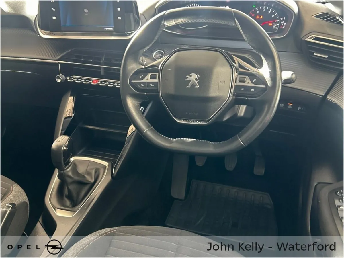 Peugeot 208 1.2 Puretech 75 bhp Active - Image 6