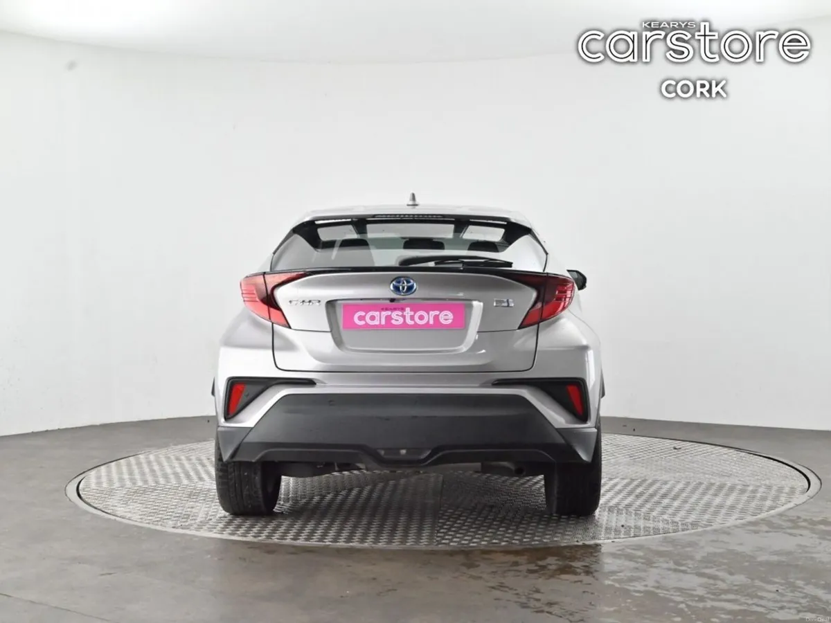 Toyota C-HR 1.8 - Image 4