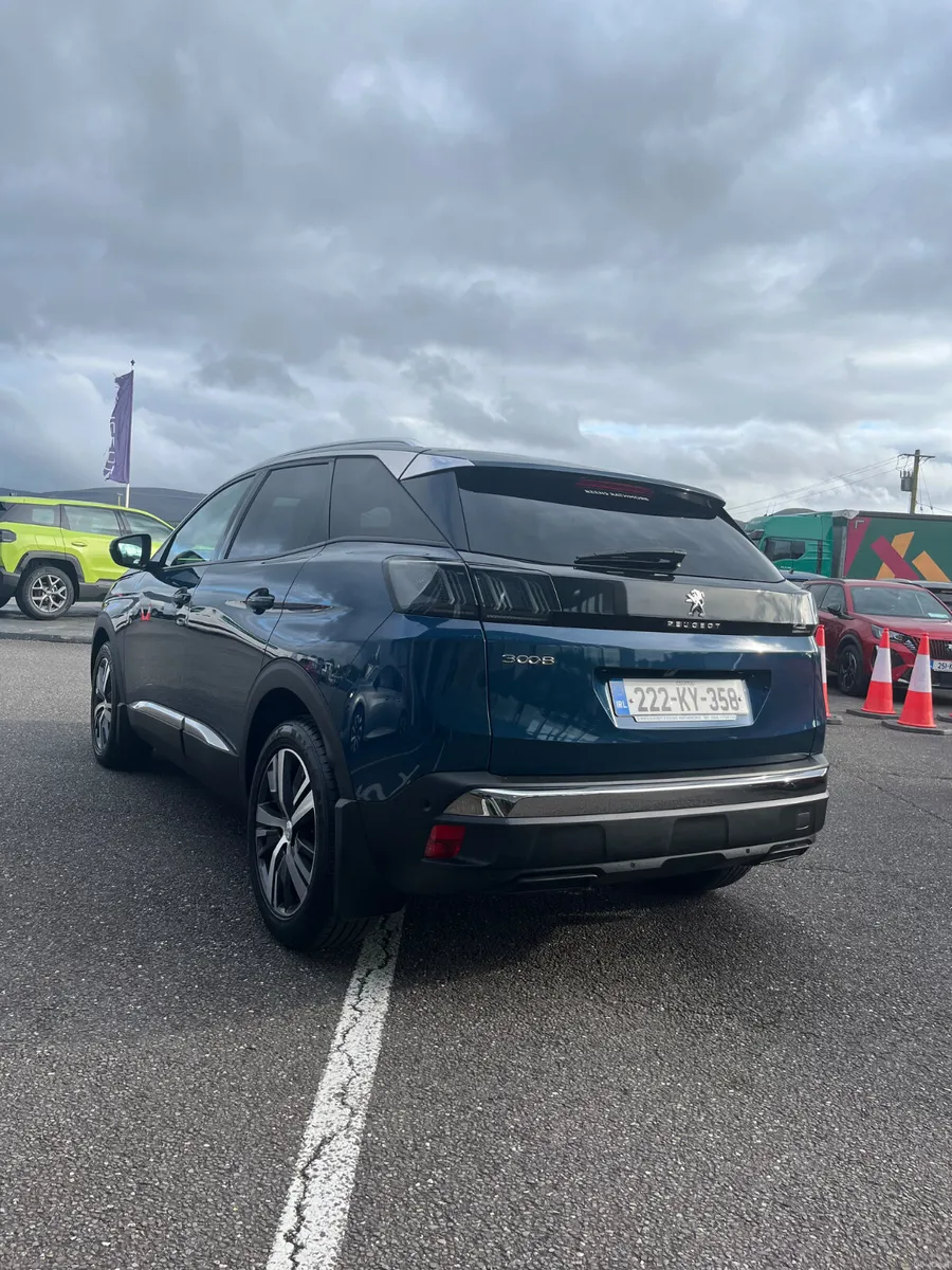 Peugeot 3008 2022 - Image 2