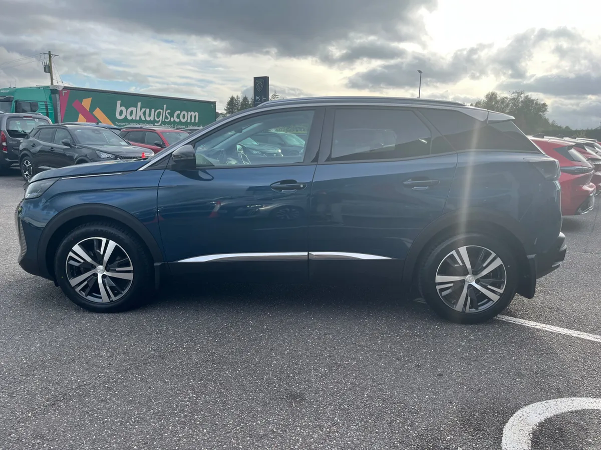 Peugeot 3008 2022 - Image 3