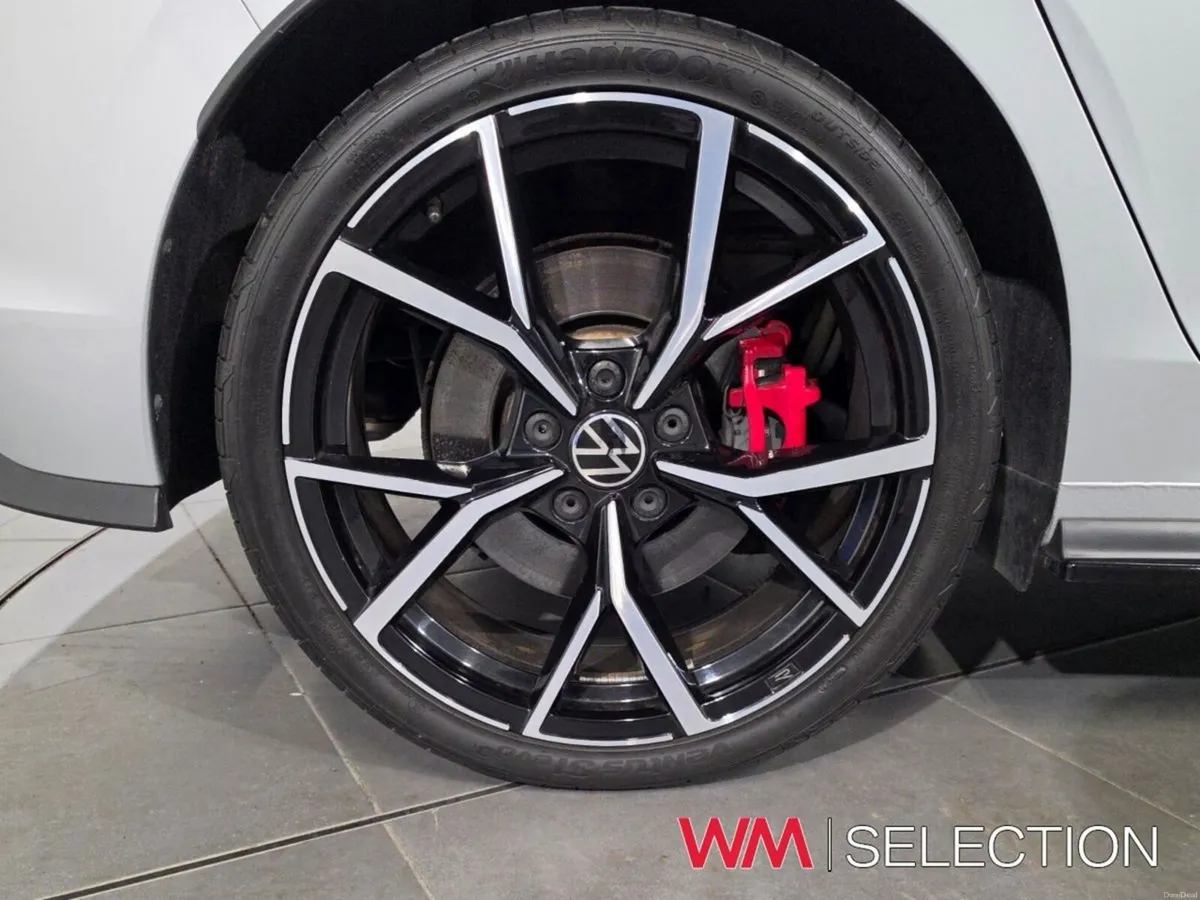 Volkswagen Golf 2.0 TSI 245HP GTI DSG - Image 6