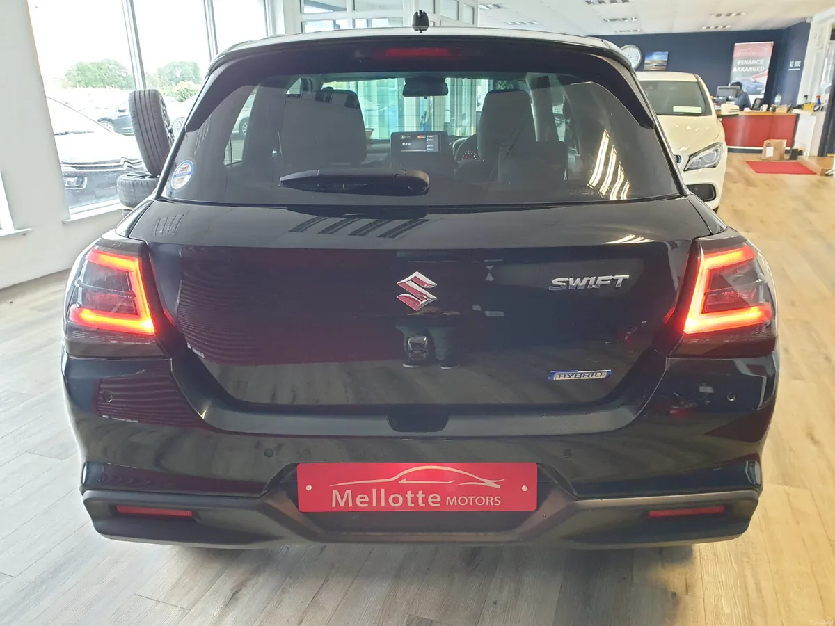 SUZUKI SWIFT 1.2 HYBRID MZ**TOP SPEC** - Image 5