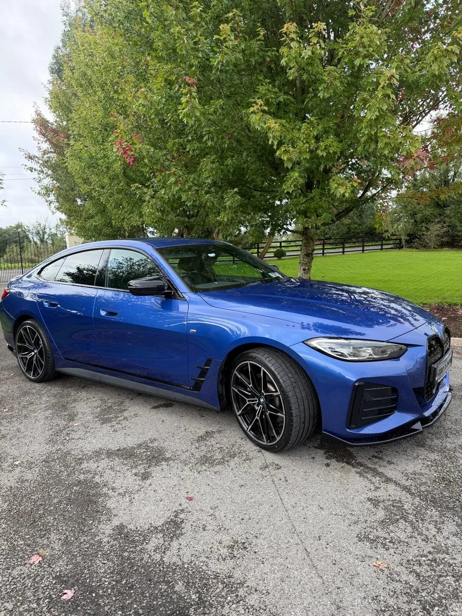222 BMW i4 40e - Image 2