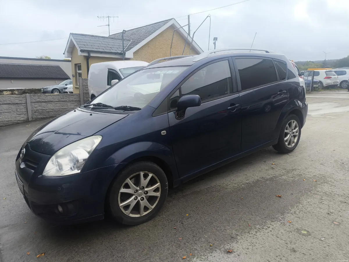 Toyota Corolla verso 2008 - Image 3