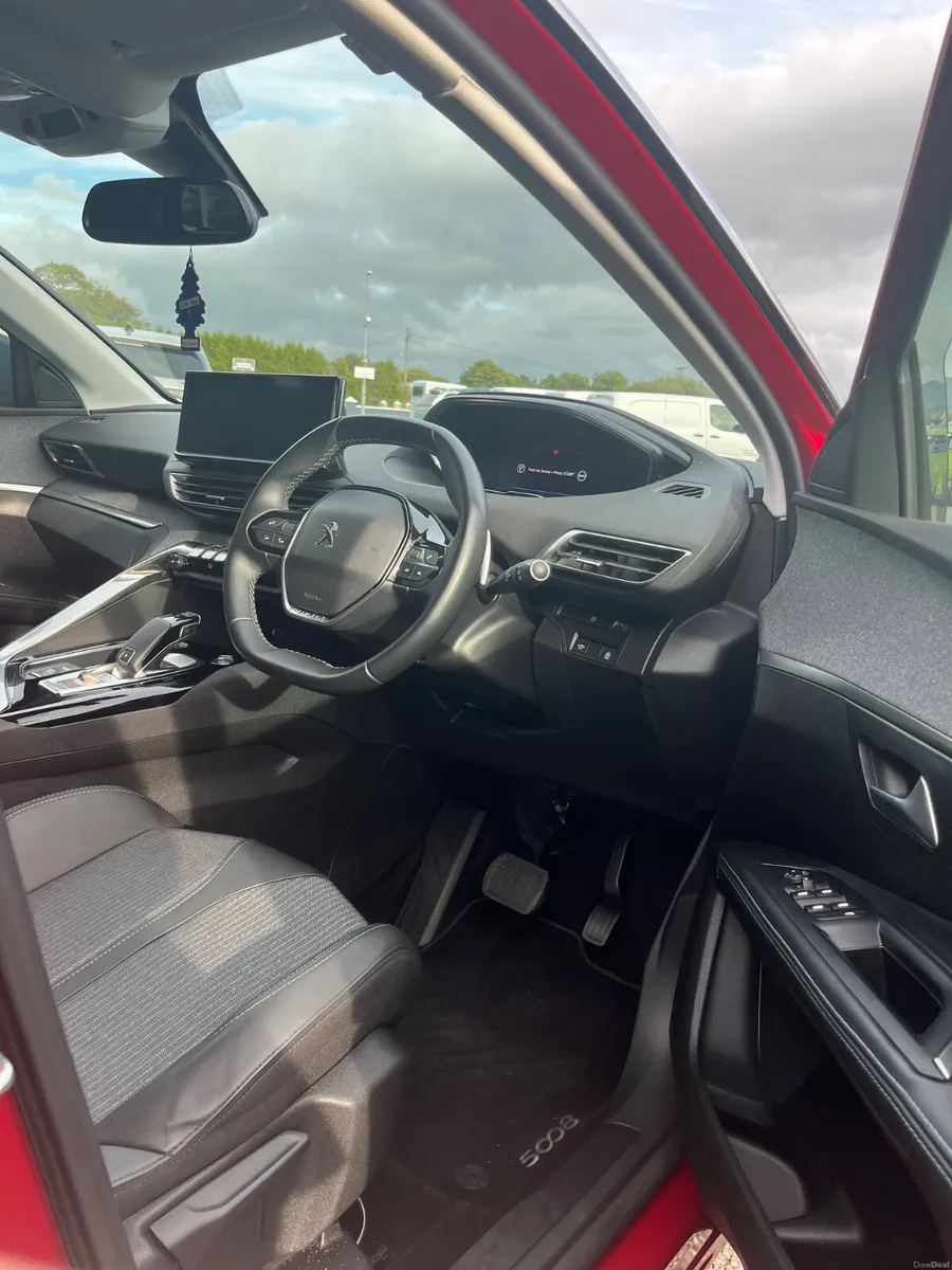 Peugeot 5008 2022 - Image 6