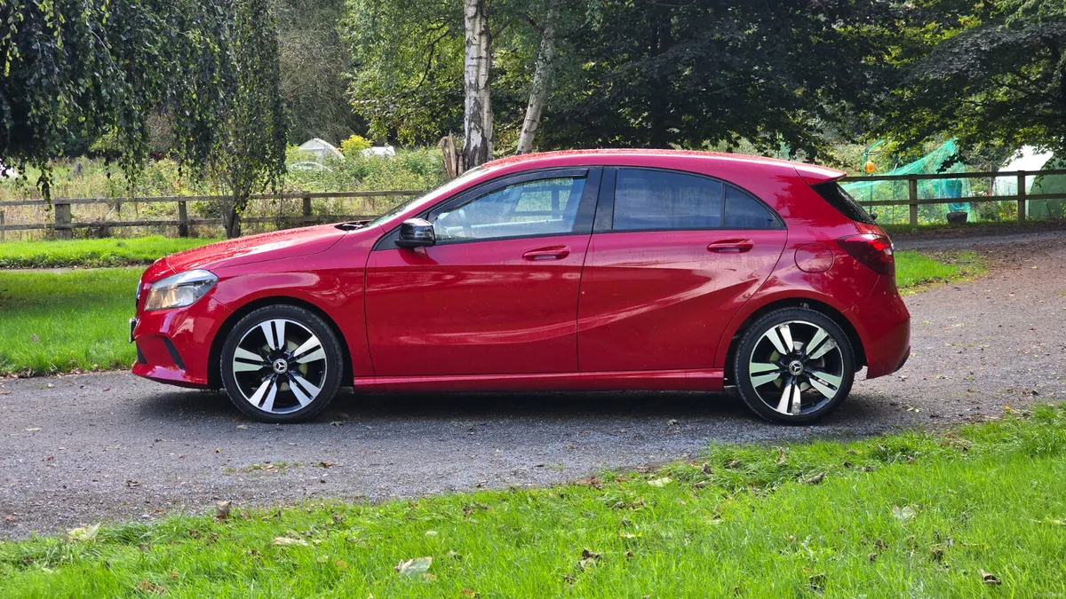 2018 Mercedes-Benz A160d Urban - Image 5