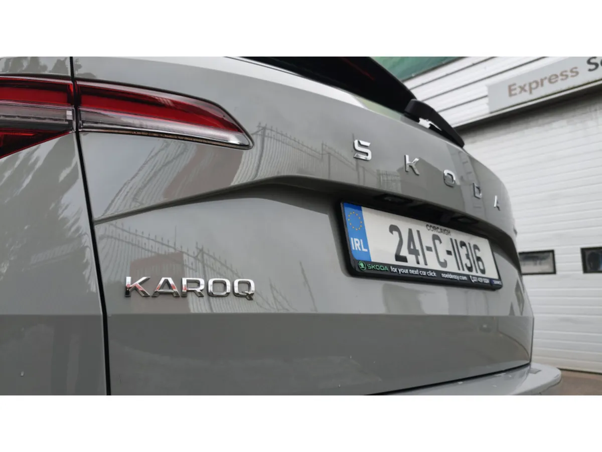Skoda Karoq MIRIAN ALLOYS - HEATED SEATS - HEATED - Image 4