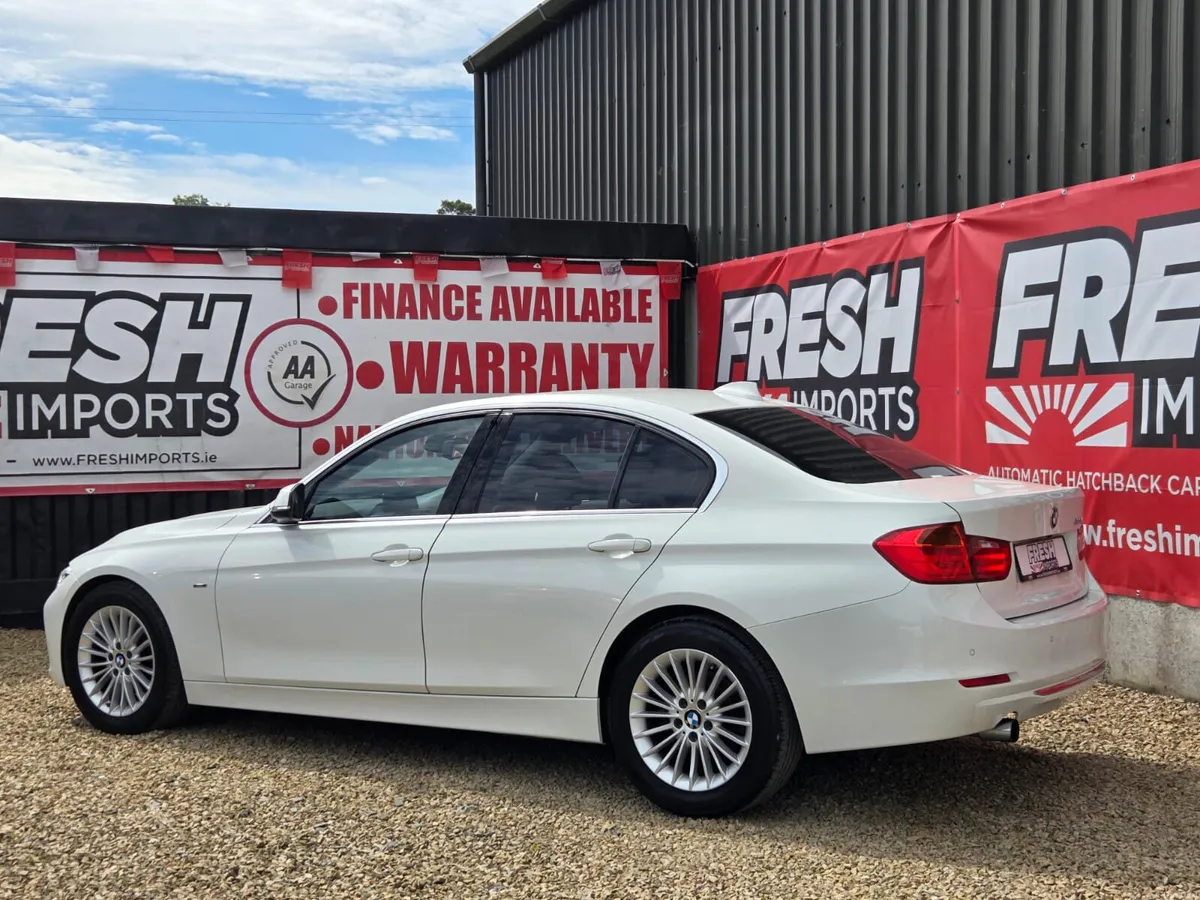 BMW 320I AUTO LUX 105KM - Image 4