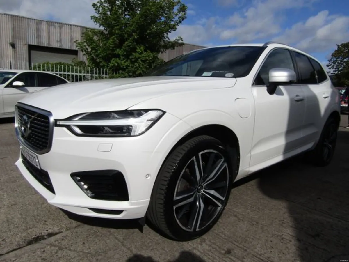 Volvo XC60 2.0 T8 R-design PRO AWD 320BHP A 5 - Image 3