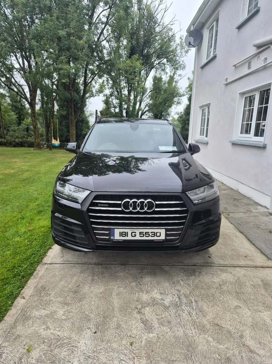 Audi Q7 - Image 2