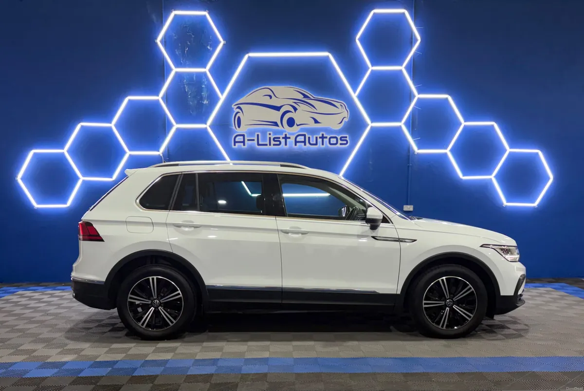 Volkswagen Tiguan 2.0TDI / FINANCE AVAILABLE - Image 2
