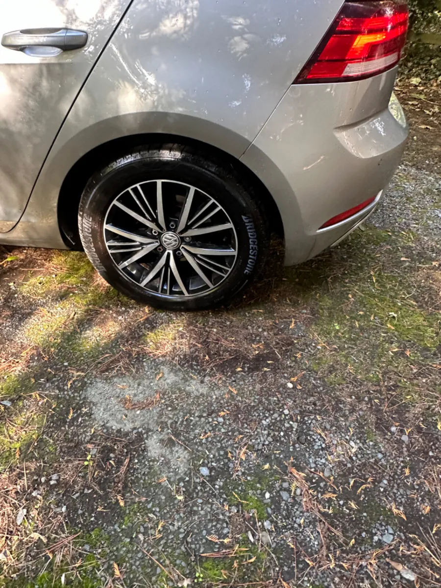 Volkswagen Golf 2018 Automatic 1.0 petrol - Image 5