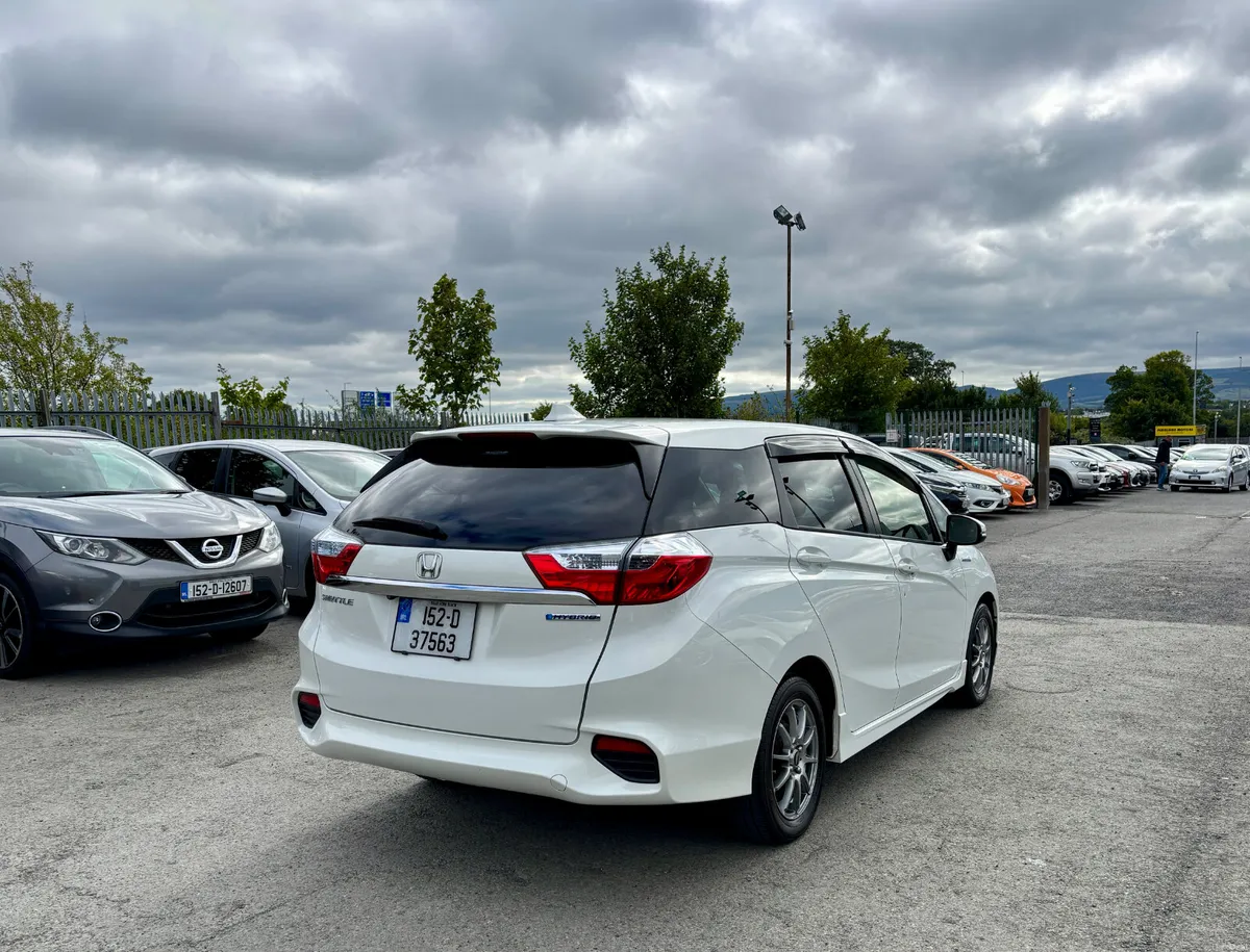 HONDA SHUTTLE 2015 1.5 HYBRID - Image 5