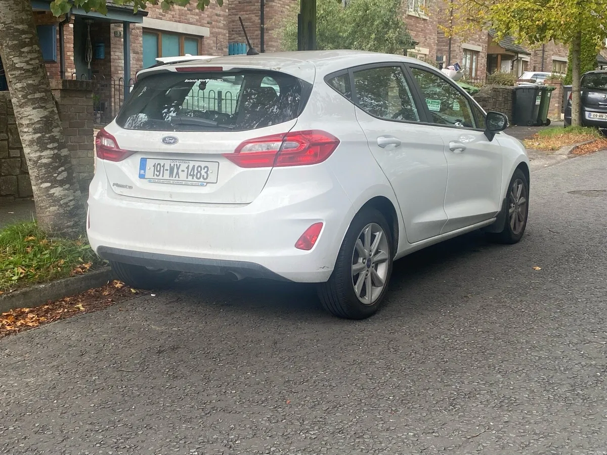2019 Ford Fiesta Zetec - Image 3