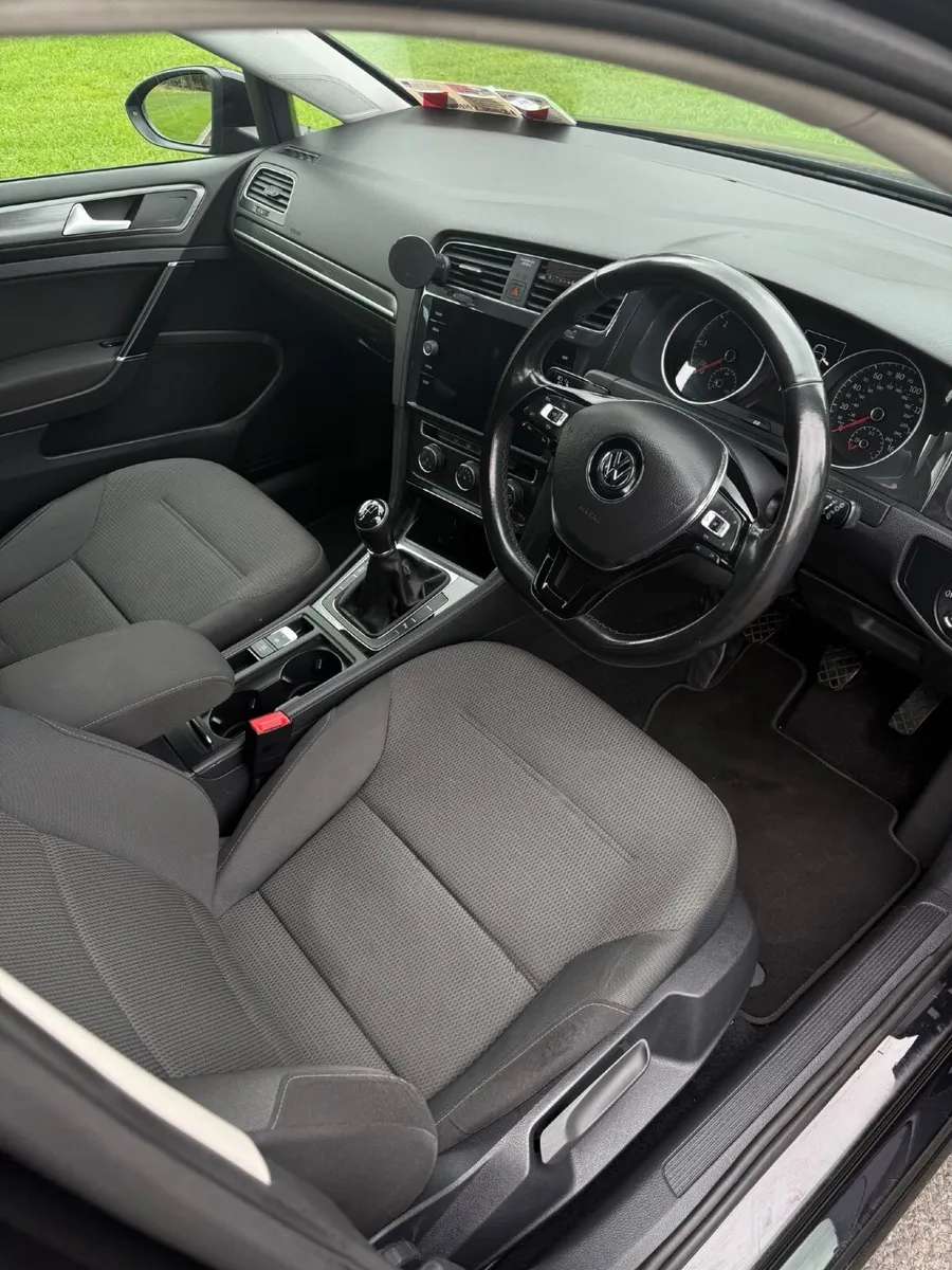 Volkswagen Golf 2019 - Image 4