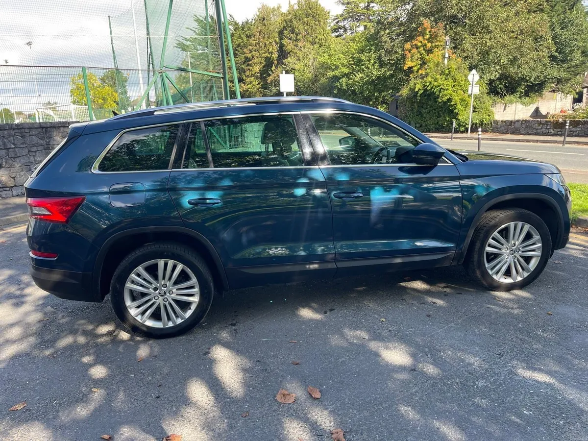 2019 Skoda Kodiaq Automatic 4X4 7 Seats Sunroof - Image 4