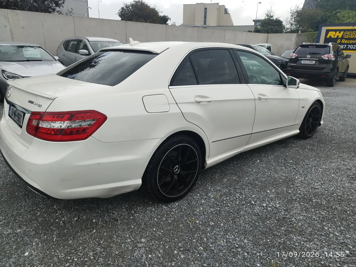 2013 mercedes e250 2.1 cdi AMG - Image 4