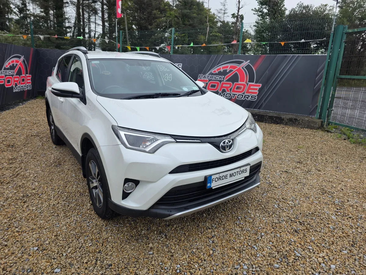 Toyota RAV4 2016 - Image 1