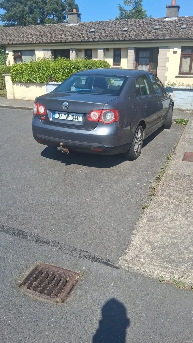 Volkswagen Jetta 2007 - Image 2
