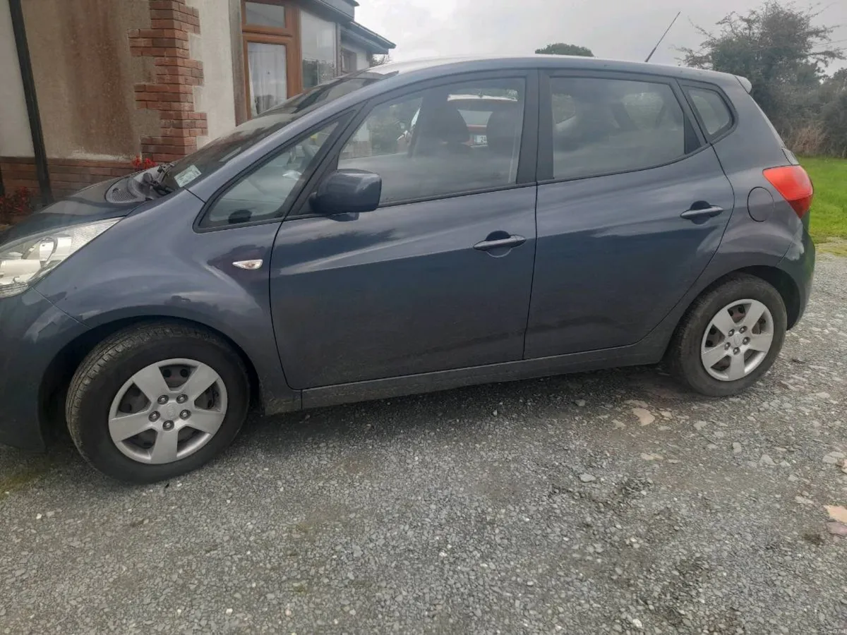 Car - Image 2