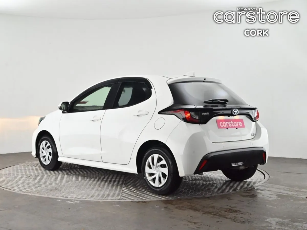 Toyota Yaris 1.5 - Image 3