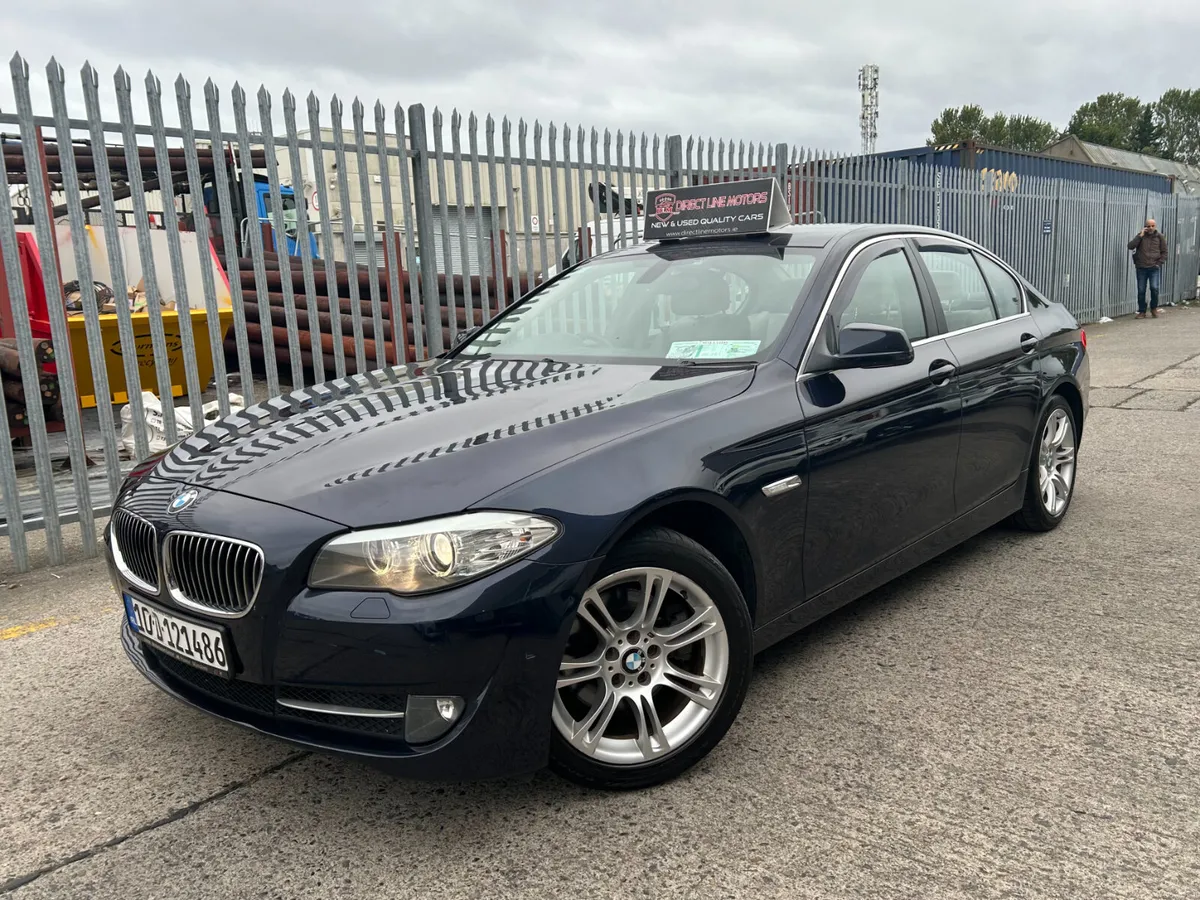 2010 BMW 5-Series - Image 2