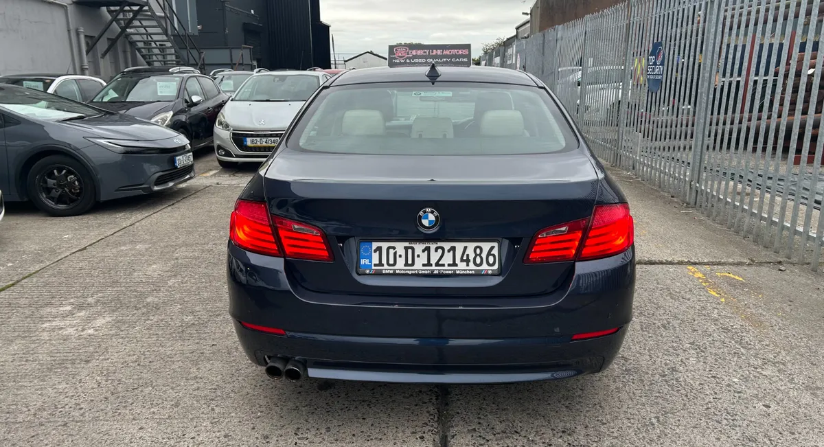 2010 BMW 5-Series - Image 6