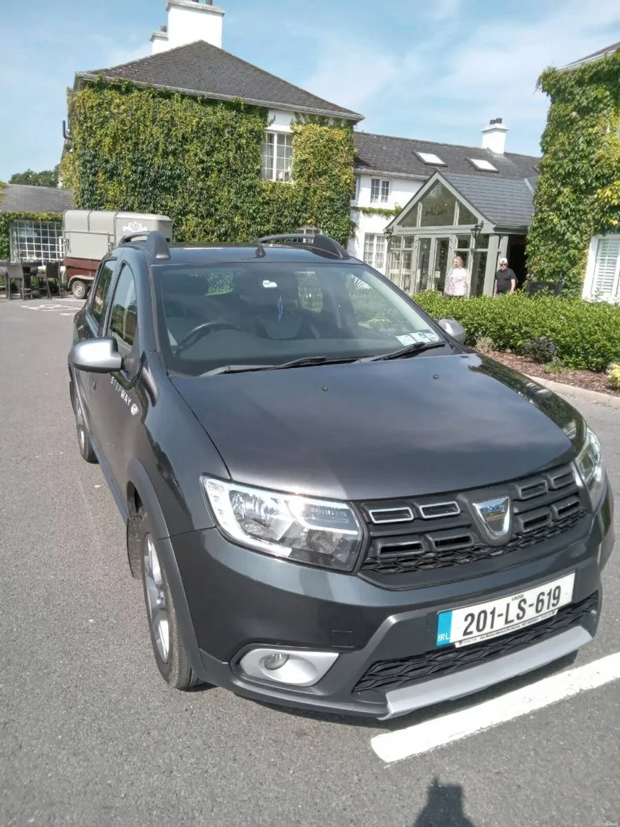 Car - Image 1